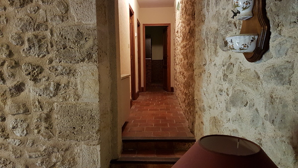 La Bastida : Couloir de nuit nord / North night corridor