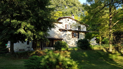 La Bastida : Façade le soir / Facade in the evening